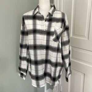 Dazy Black Red White Flannel Shirt Soft Long Size Medium oversized